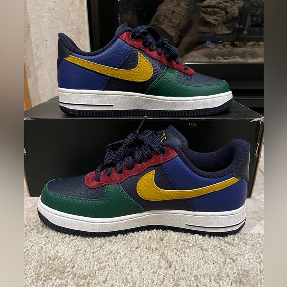 Size 7 - Nike Air Force 1 '07 LX Command Force - Obsidian Gorge Green W - Picture 3 of 8